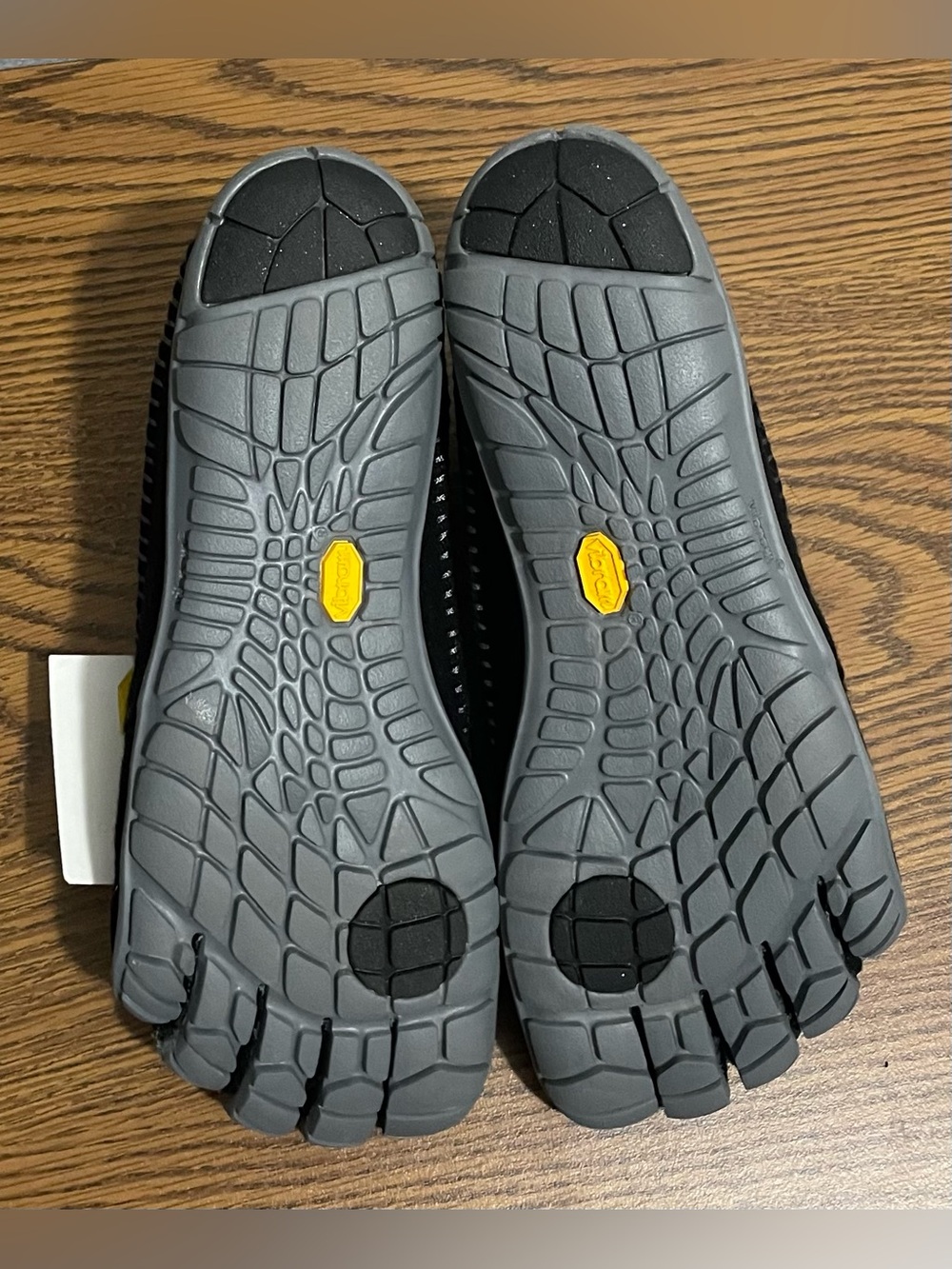 Vibram Black FiveFingers Men's Toe-Style Minimalist Lace-Up Sneakers - Picture 5 of 6
